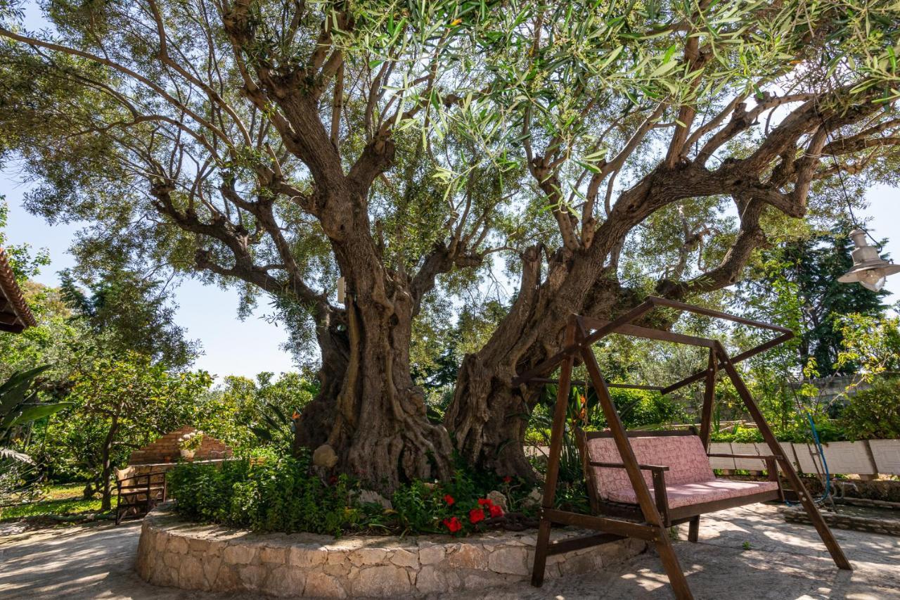 Dopia'S Garden Studios Ανω Βασιλικος Εξωτερικό φωτογραφία