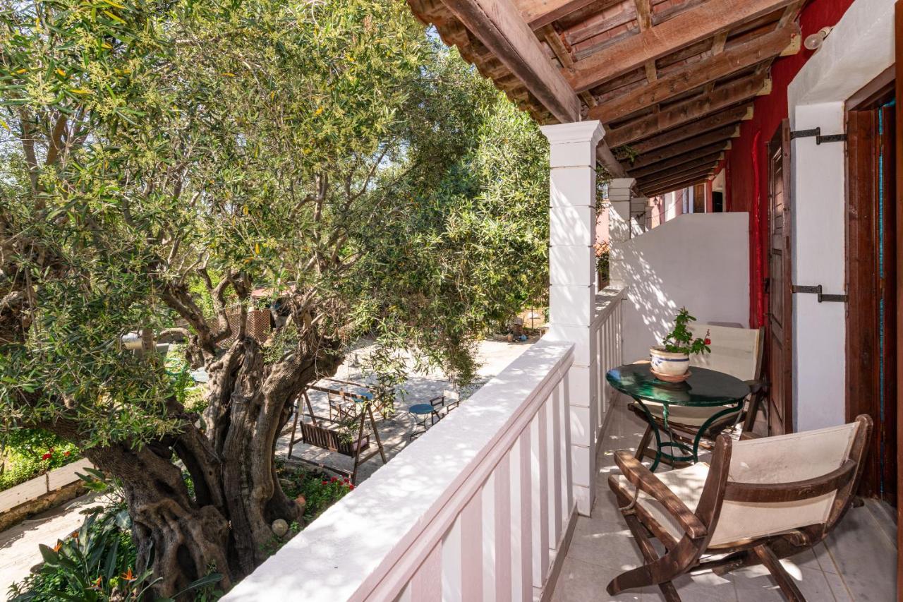 Dopia'S Garden Studios Ανω Βασιλικος Εξωτερικό φωτογραφία